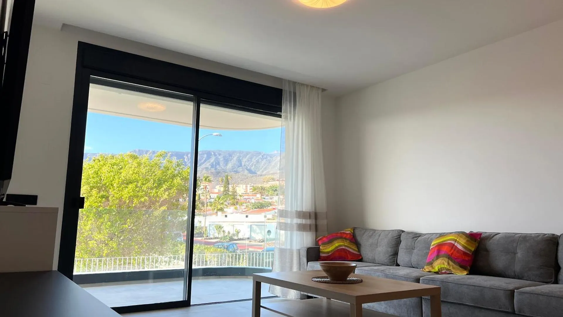 Atlantic Home - Three-Bedroom Premium Apartment Costa Adeje  0*, Costa Adeje (Tenerife)